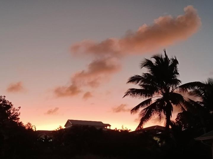 L'ecrin Sainte-Anne (Grande-Terre)